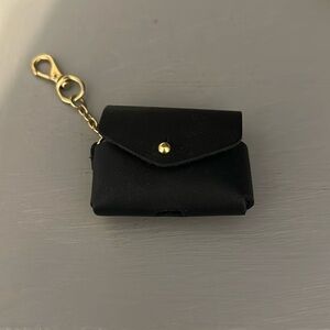 FOUNT Leather Air Pod case